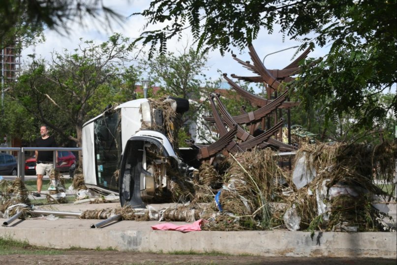 Temporal de lluvia: La AGA adhiere a la campaña de donaciones en el Dow Center y en la UNS