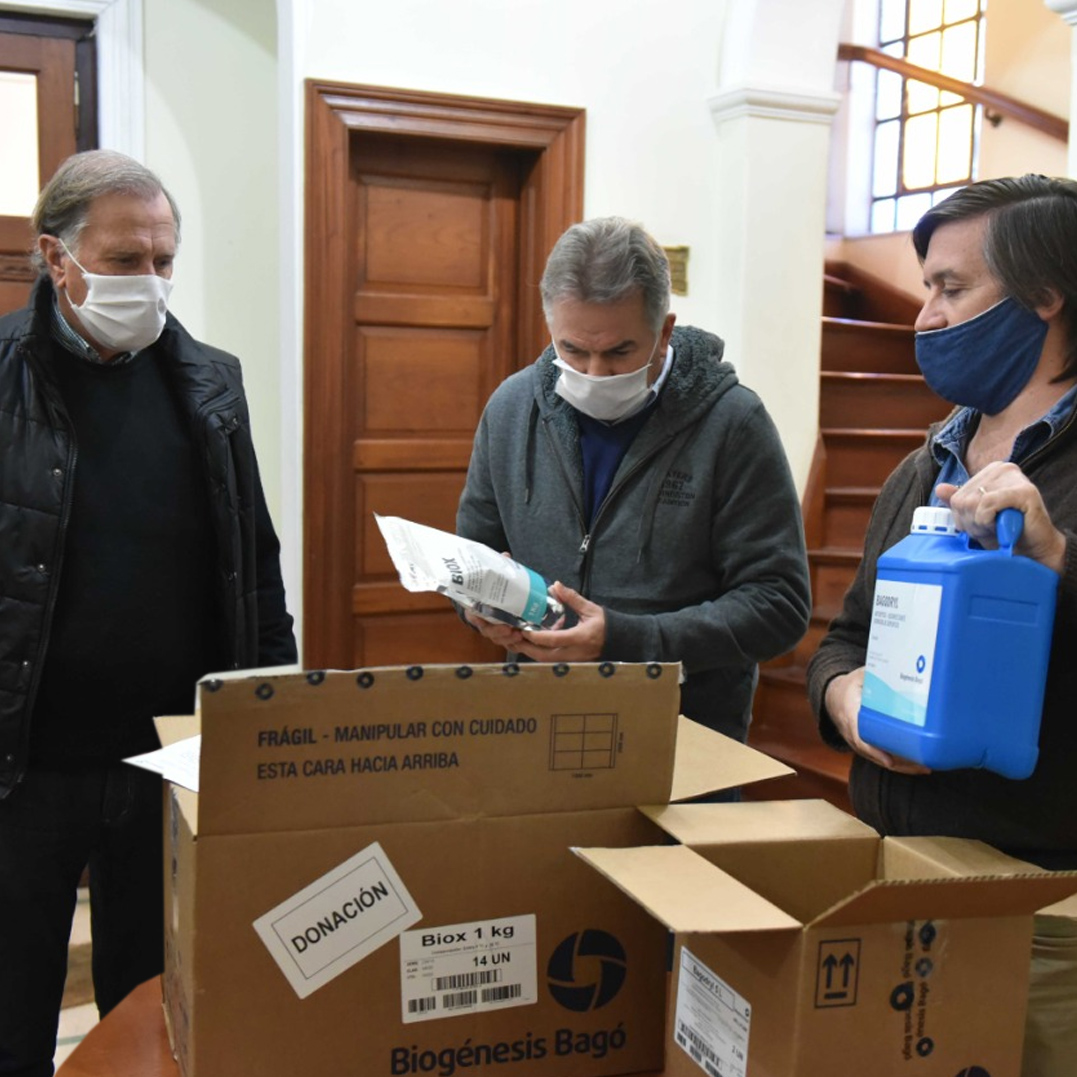 La AGA donó al municipio productos para tareas de desinfección